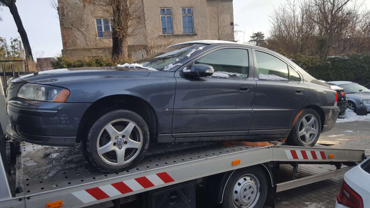 listwy dachowe volvo