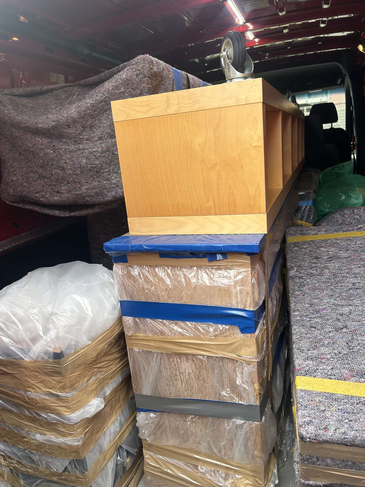 Dwie komody dwie szafy